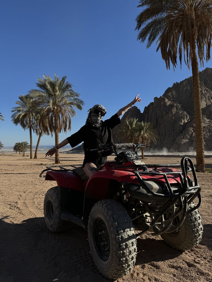 Motorata Completa – Cena Barbecue, Spettacolo, Cammellata e Stelle | Sharm el-Sheikh